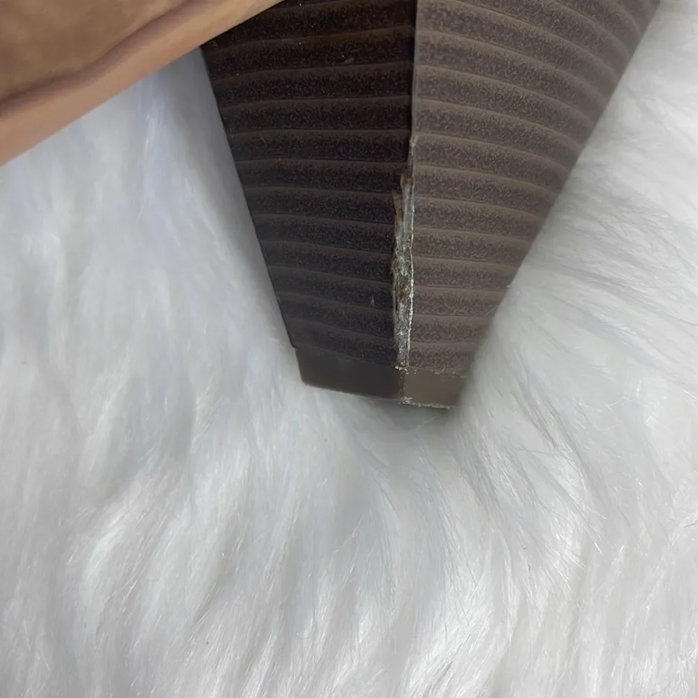 Vince‎ Camuto Emmia Smoky Taupe Block Heel Side Zip Sandals Sz 11M